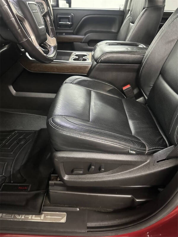 2018 GMC Sierra 2500HD Denali