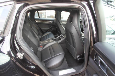 2017 Porsche Panamera Turbo