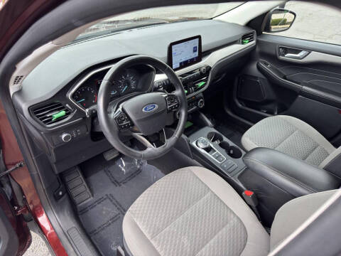 2021 Ford Escape SE