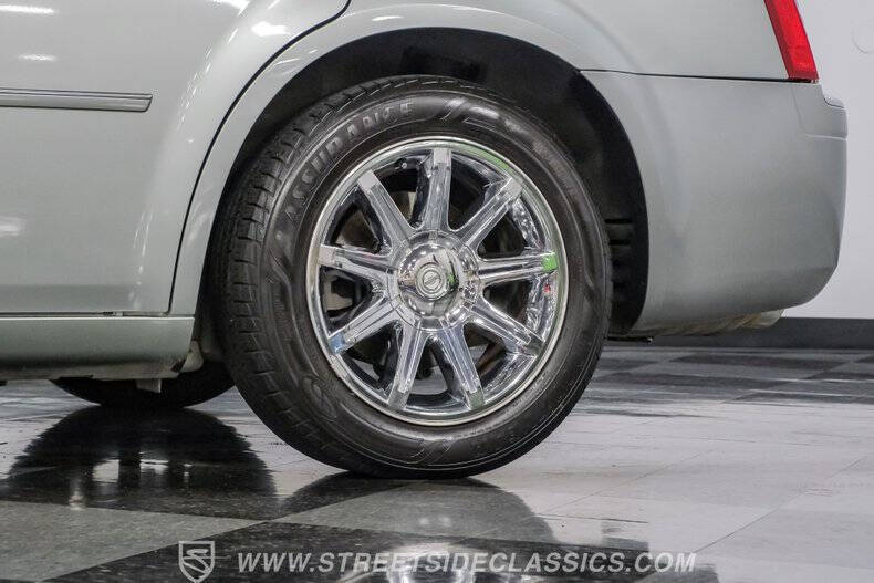2005 Chrysler 300 C