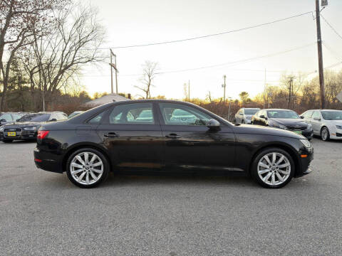 2017 Audi A4 2.0T quattro Premium