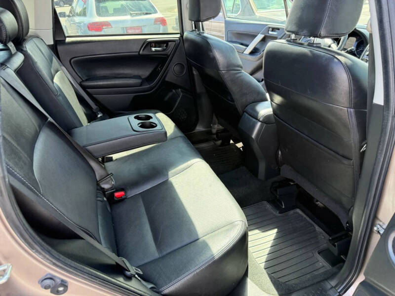 2016 Subaru Forester 2.5i Touring