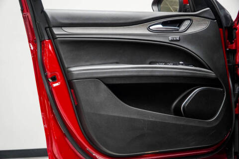 2022 Alfa Romeo Stelvio Ti