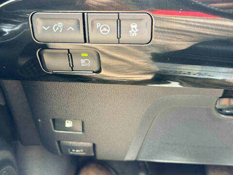 2021 Toyota Prius XLE