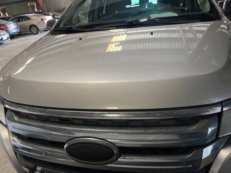 2013 Ford Edge SE's photo