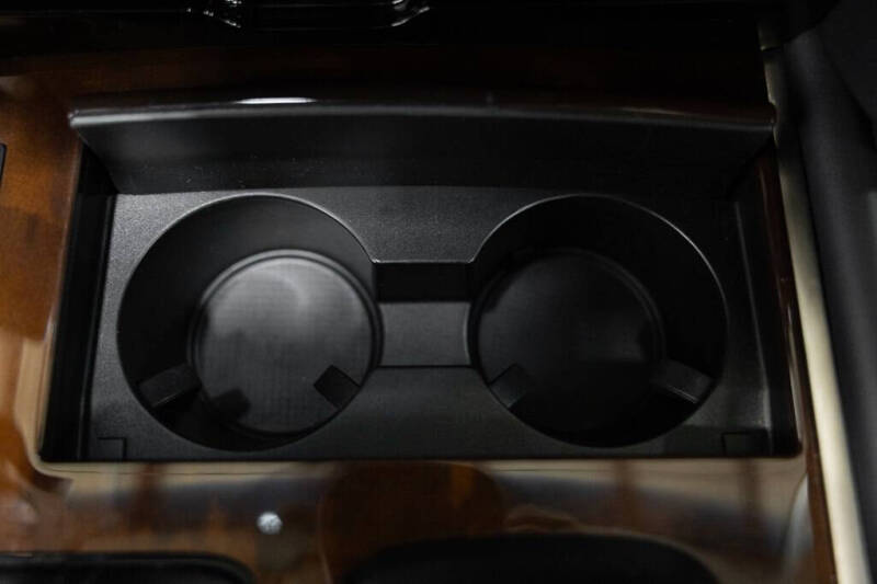 2021 Lexus LX 570 Three-Row