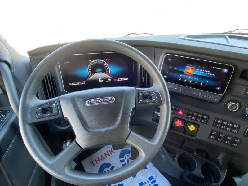 2026 Freightliner Cascadia