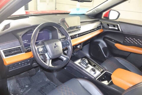 2024 Mitsubishi Outlander PHEV SEL