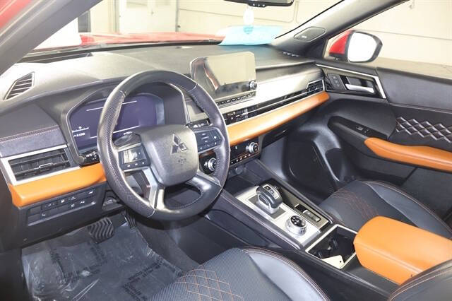 2024 Mitsubishi Outlander PHEV SEL