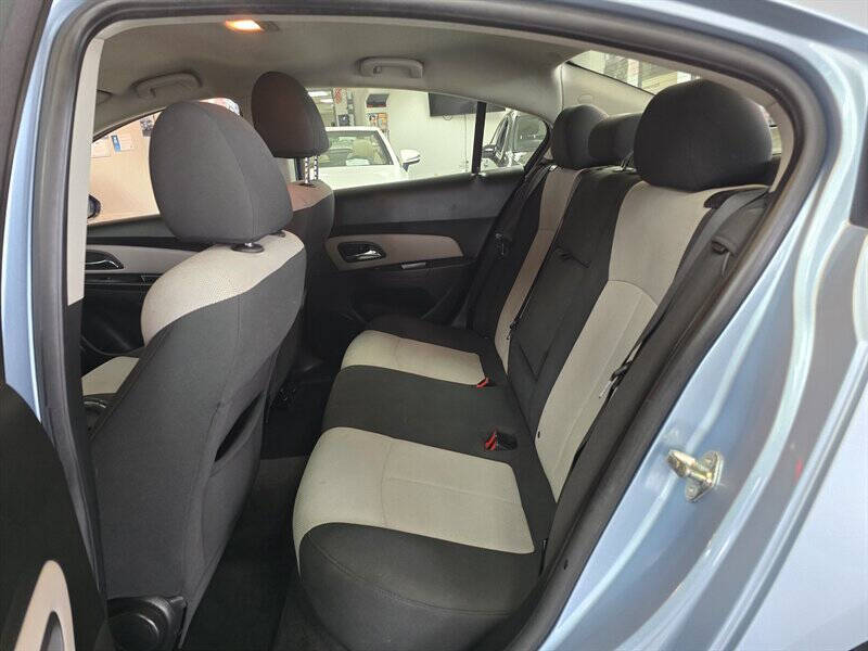 2011 Chevrolet Cruze LS