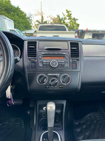 2012 Nissan Versa 1.8 S