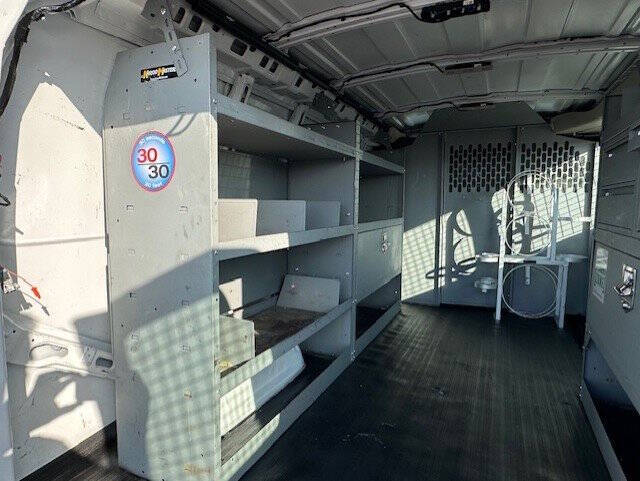 2017 Chevrolet Express 2500