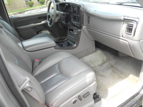 2004 GMC Yukon Denali