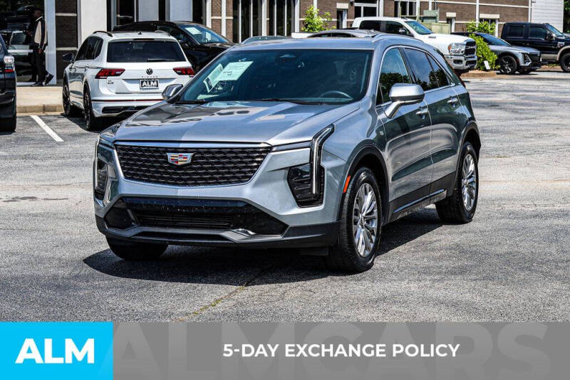 2024 Cadillac XT4 Premium Luxury