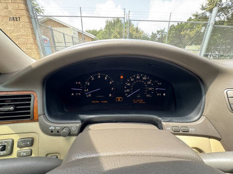 2004 Lexus LS 430