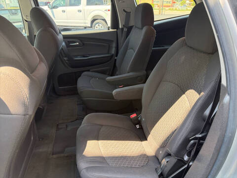 2011 Chevrolet Traverse LT