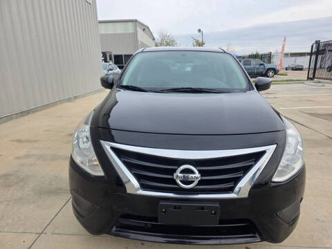 2017 Nissan Versa 1.6 S