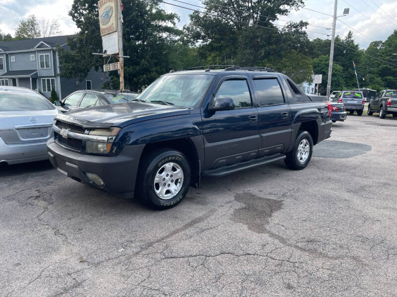 2004 Chevrolet Avalanche for sale at Lucien Sullivan Motors INC in Whitman MA