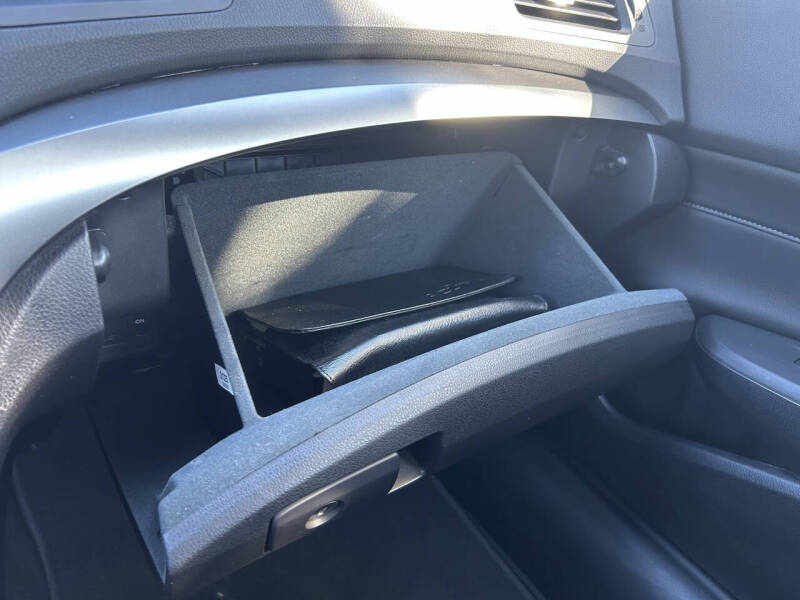 2013 Acura ILX 2.0L w/Tech