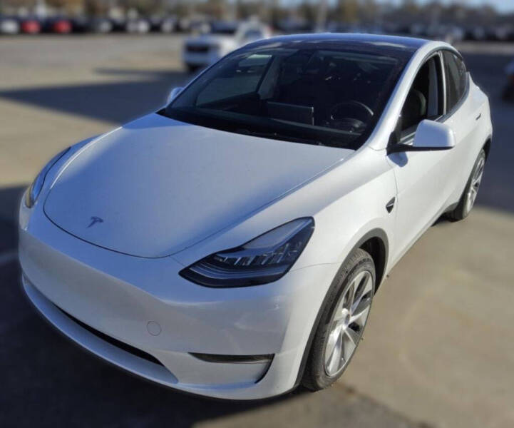 2023 Tesla Model Y Long Range