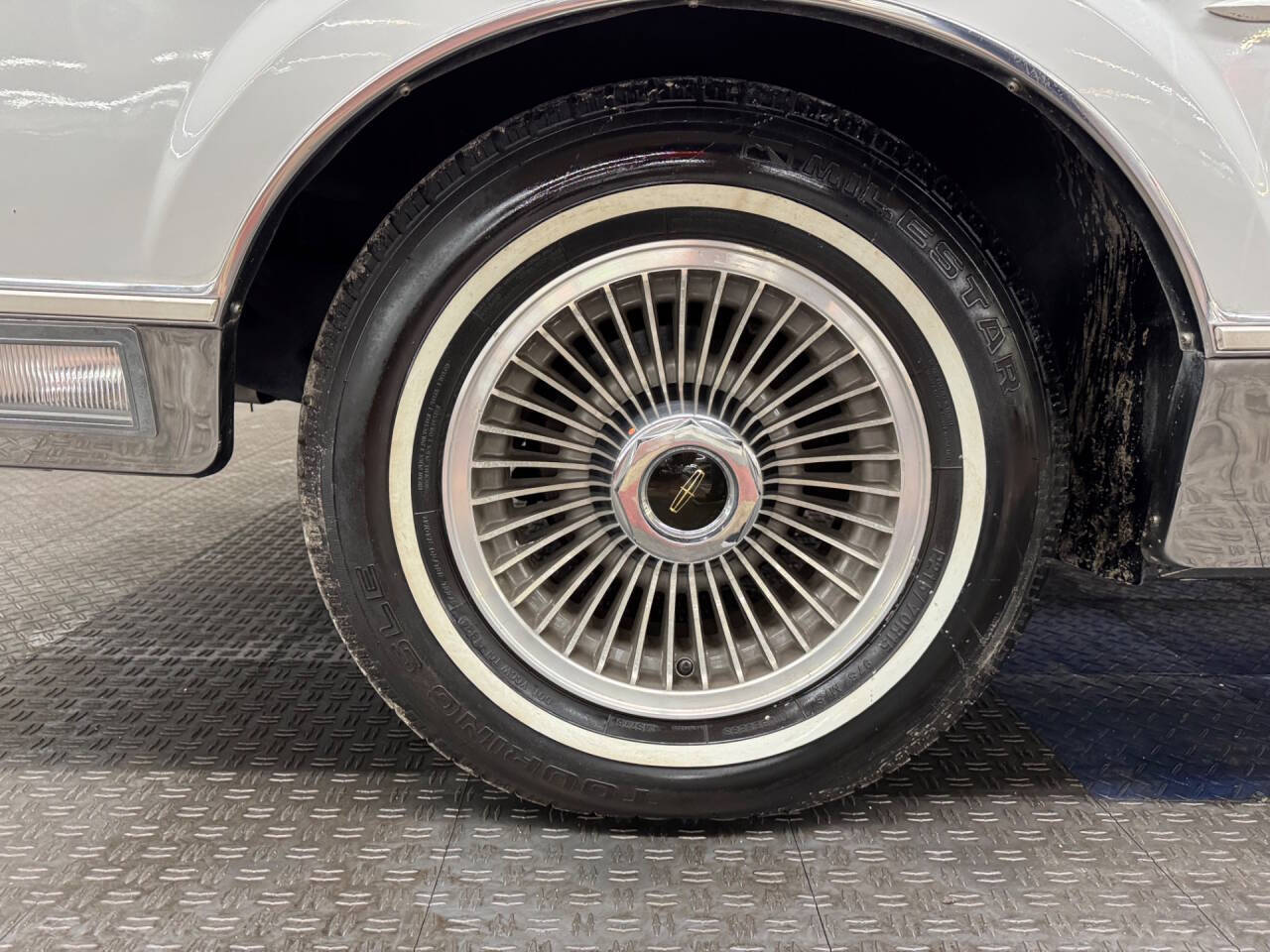1989 Lincoln Town Car 22