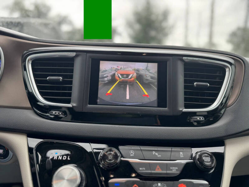 2018 Chrysler Pacifica Touring L