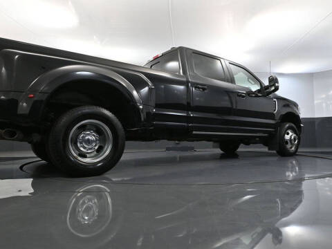 2022 Ford F-350 Super Duty Lariat