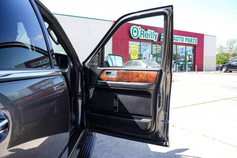 2016 Lincoln Navigator Select