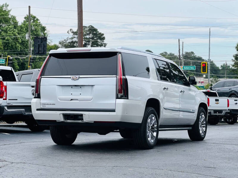 2017 Cadillac Escalade ESV Standard