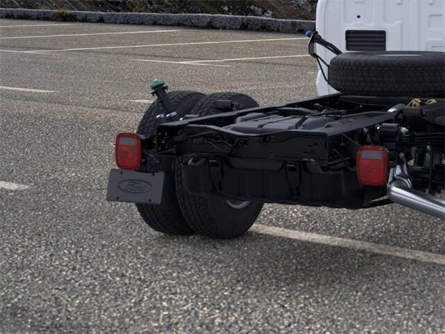 2025 Ford F-350 Super Duty XL