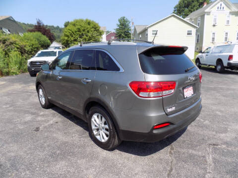 2017 Kia Sorento LX