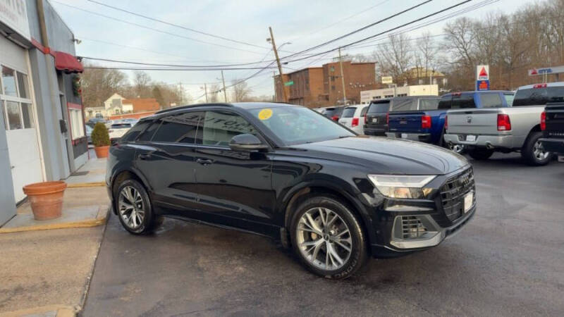 2021 Audi Q8 quattro Premium 55 TFSI