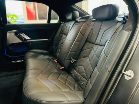 2023 BMW 7 Series 760i xDrive