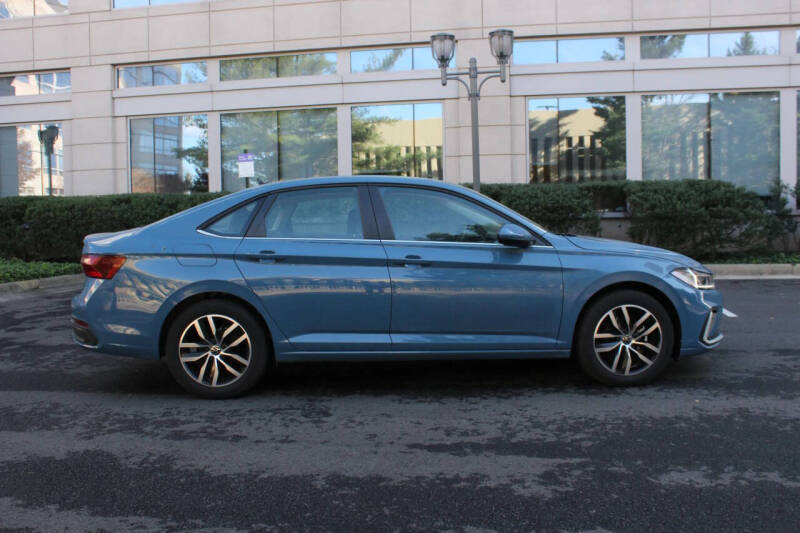 2025 Volkswagen Jetta SE