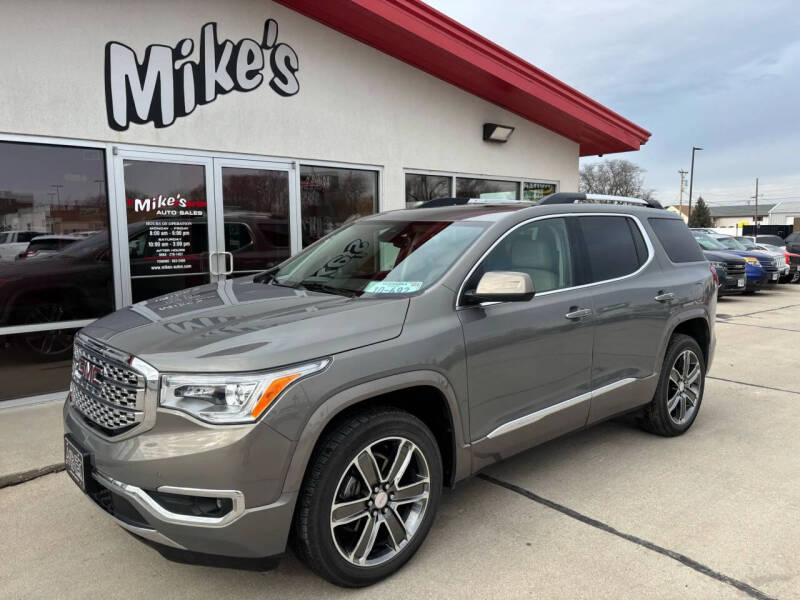2019 GMC Acadia Denali