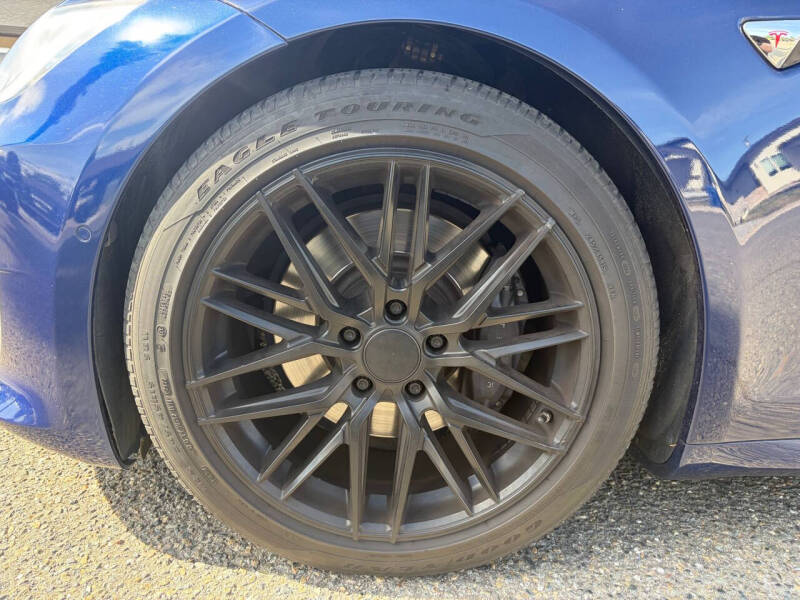 2017 Tesla Model S 75D