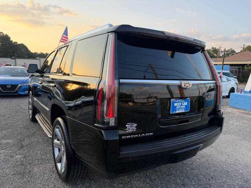 2017 Cadillac Escalade Luxury
