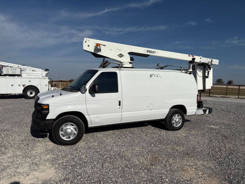 2010 Ford E-Series E-350 SD