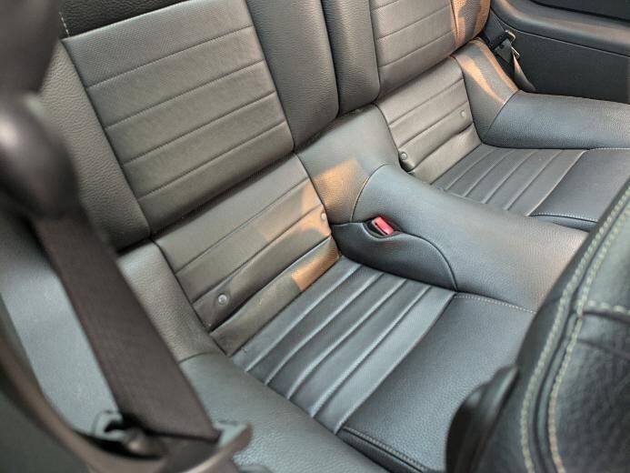 2012 Ford Mustang V6 Premium