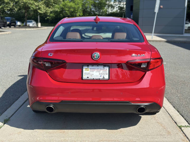 2018 Alfa Romeo Giulia Sport