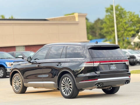 2022 Lincoln Aviator Standard