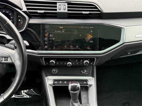 2023 Audi Q3 quattro S line Premium 45 TFSI