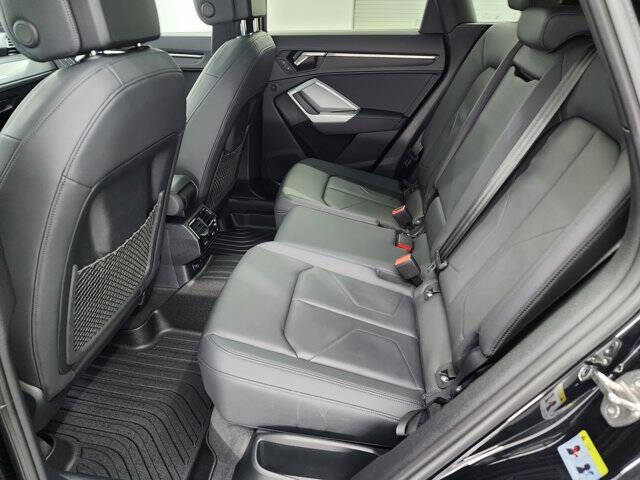 2024 Audi Q3 quattro S line Premium 45 TFSI