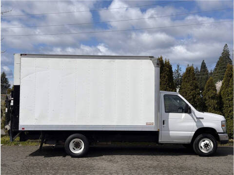 2016 Ford E-Series E-450 SD