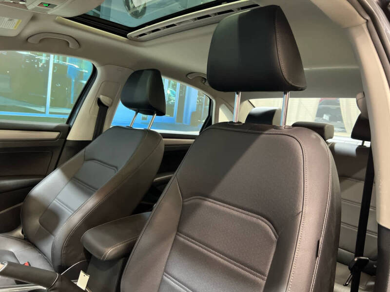 2021 Volkswagen Passat SE