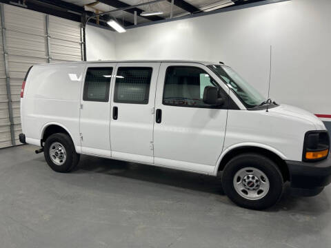 2017 GMC Savana 2500