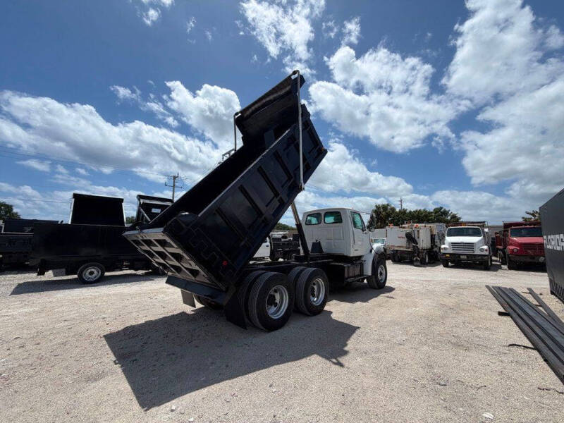 2002 Sterling LT7500 Series