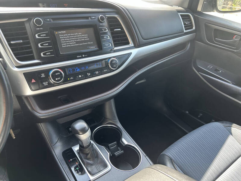 2015 Toyota Highlander LE Plus