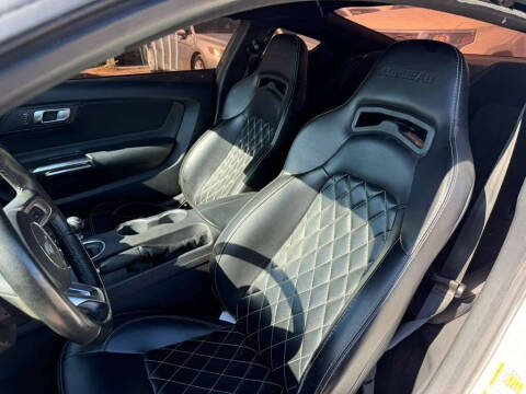 2019 Ford Mustang EcoBoost