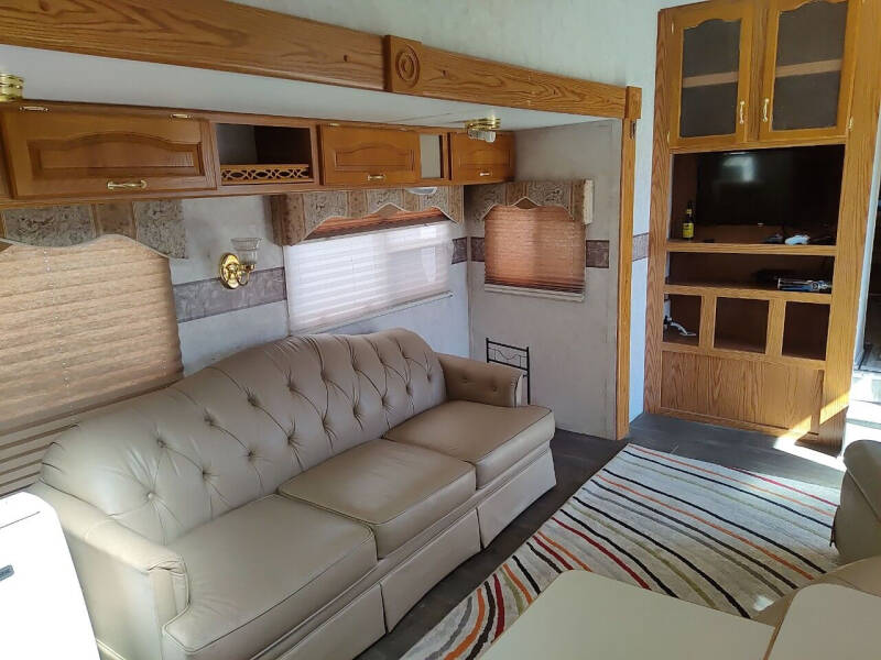 2004 Keystone RV Cougar